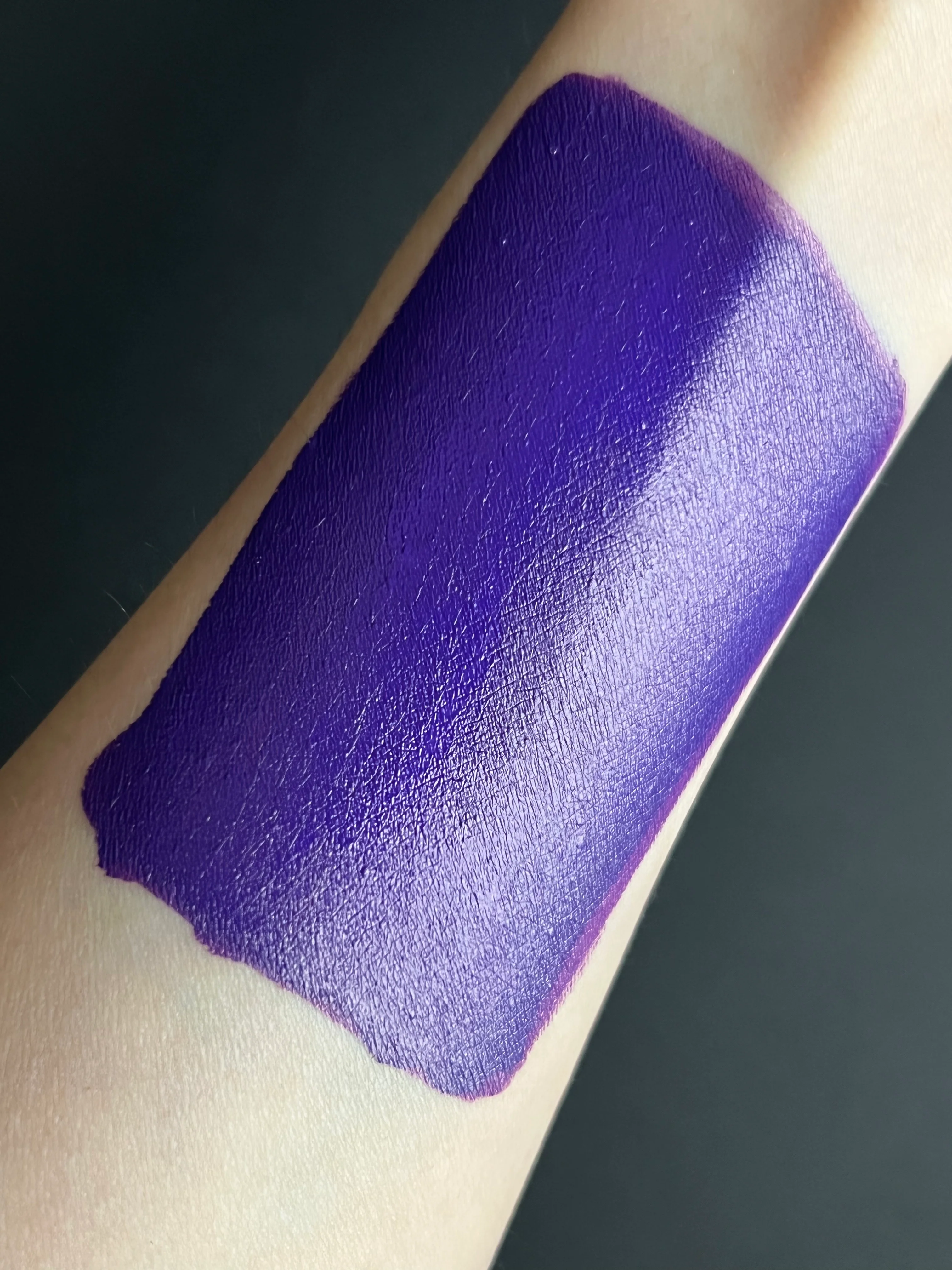 32 - Indigo (Purple) Water Activated Graphic Liner - Image 3