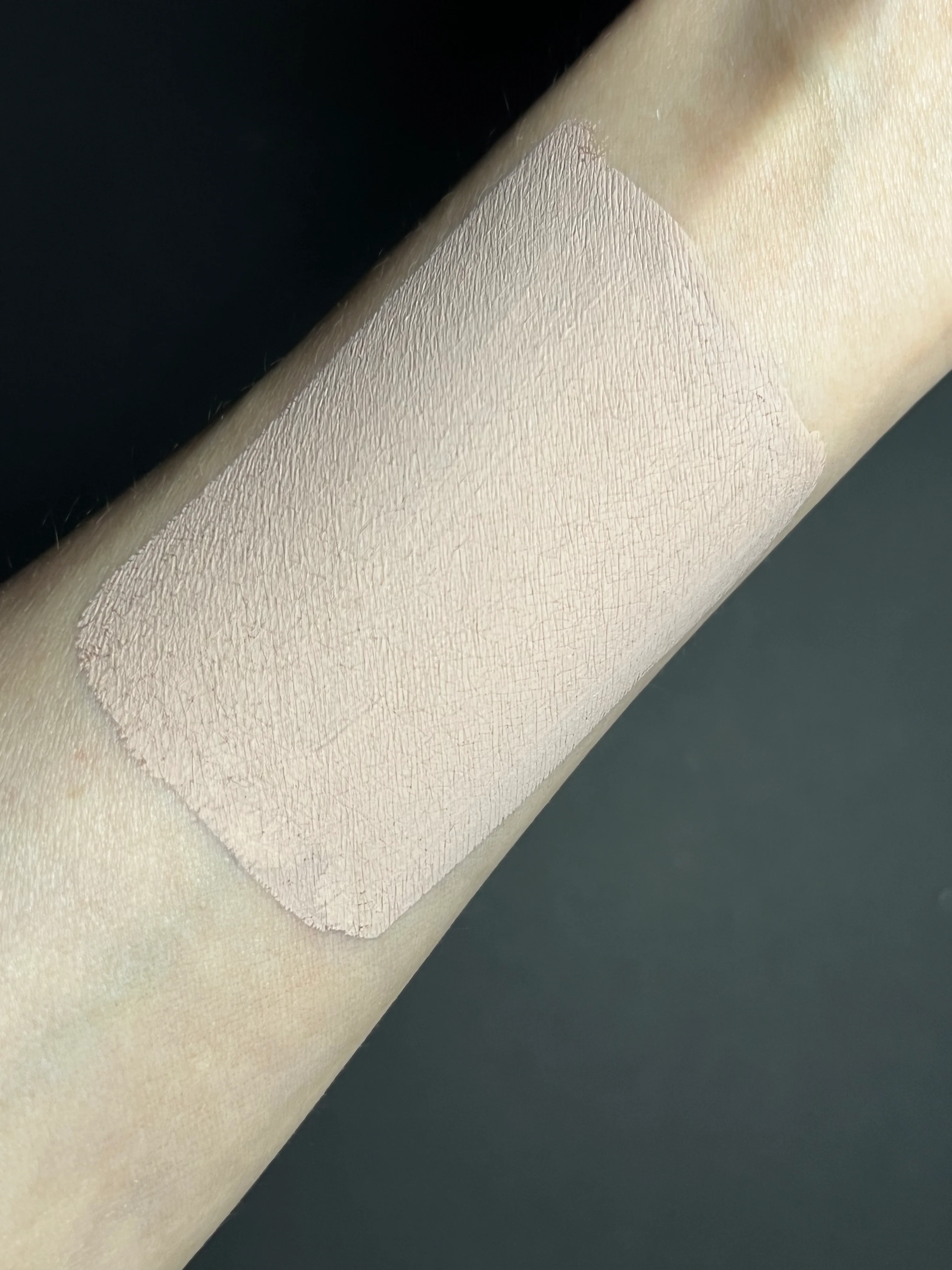 42 - Latte (Brown) Water Activated Graphic Liner - Image 3