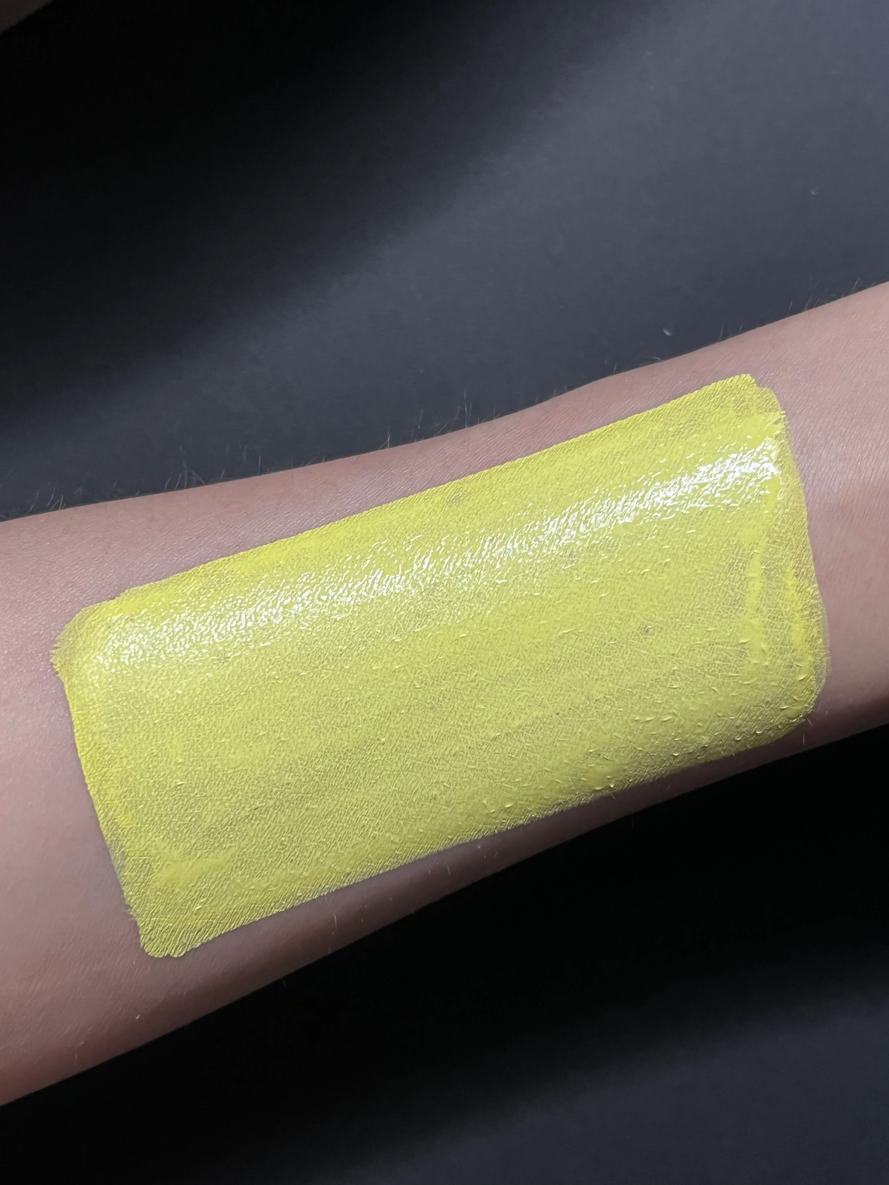 44 - Chartreuse (Yellow) Water Activated Graphic Liner - Image 3